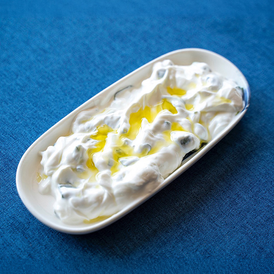 YOĞURTLU SEMİZ OTU